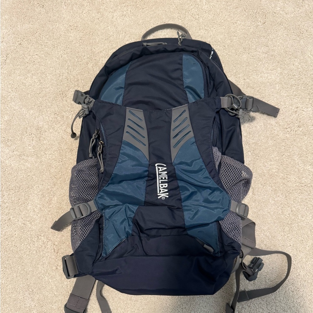 Camelback backpack like new